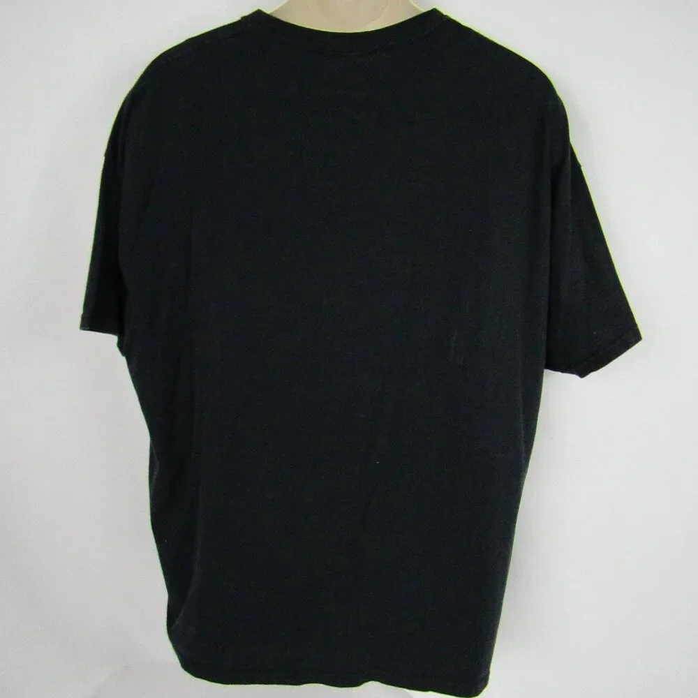 Men's | XXL | Short Sleeve | Clutch | T-Shirt - Picture 2 of 3
